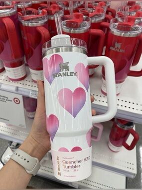 Stanley Valentines 2026 Frost Heart Gradient 30 oz Tumbler Limited Edition